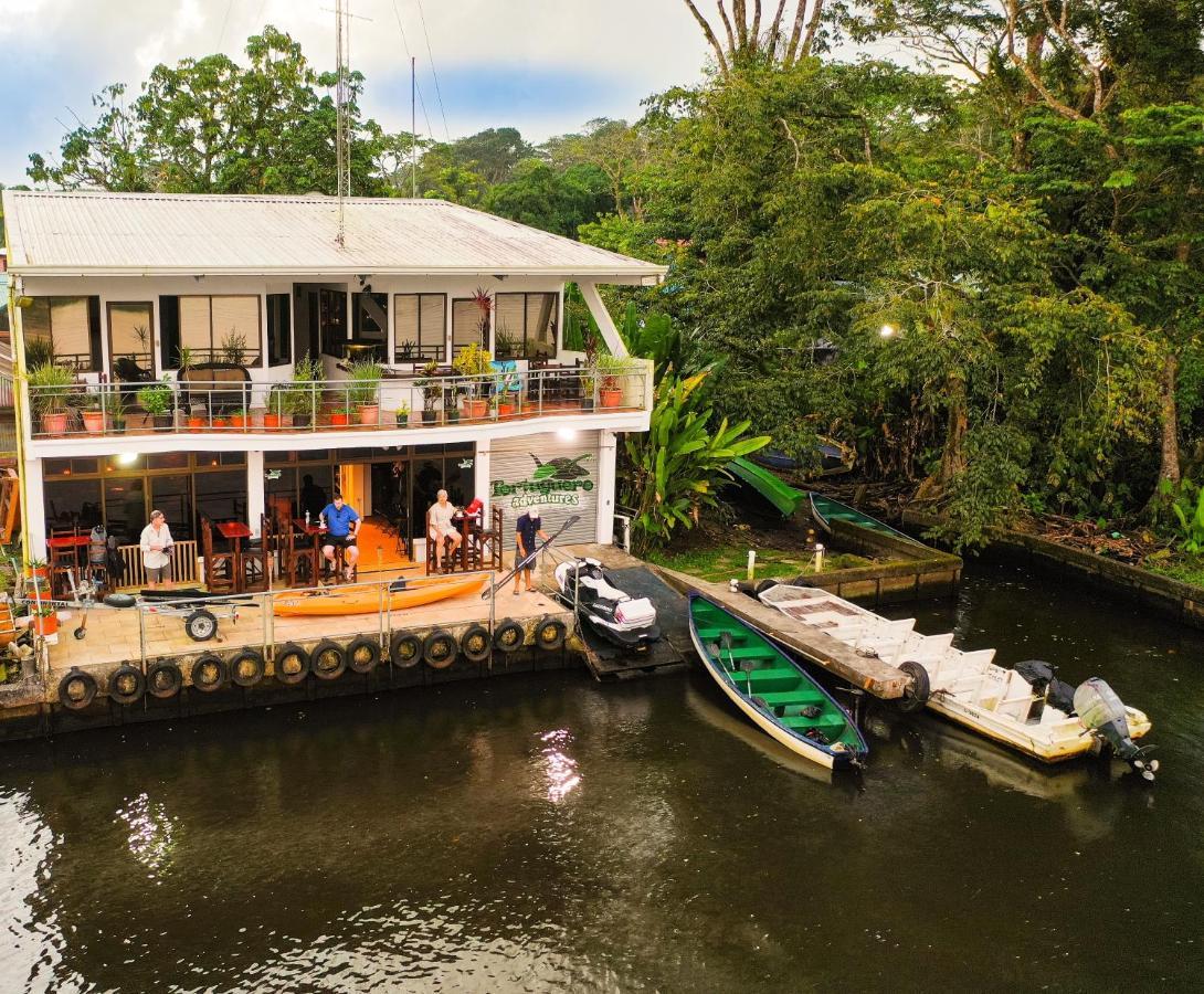 Tortuguero Adventures Guesthouse Exterior photo